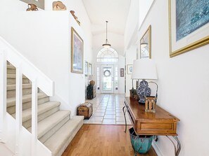 Interior - 🏰 Disney Area 3BR Pool Home | Family-Friendly | Minutes to Golf & Attractions (Davenport)