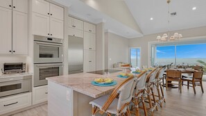Fridge, microwave, oven, stovetop - **OCEANFRONT OASIS @ KEY HAVEN** Private Home & Pool + LAST KEY SERVICES… (Key West)
