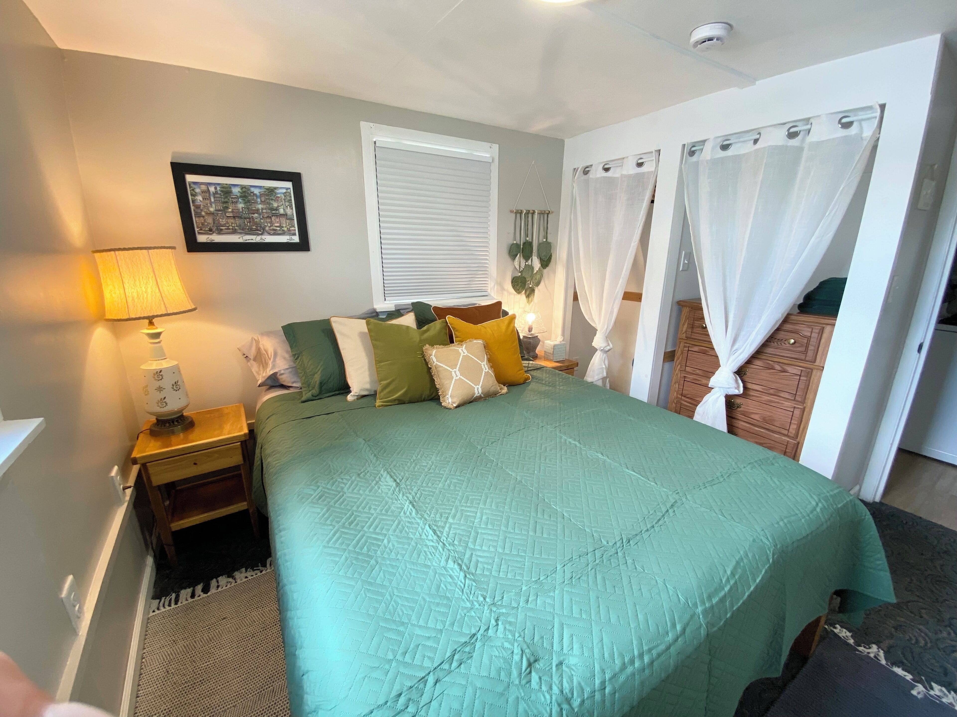 1 bedroom, WiFi, bed sheets
