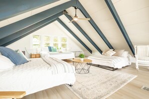 4 bedrooms, iron/ironing board, travel cot, free WiFi