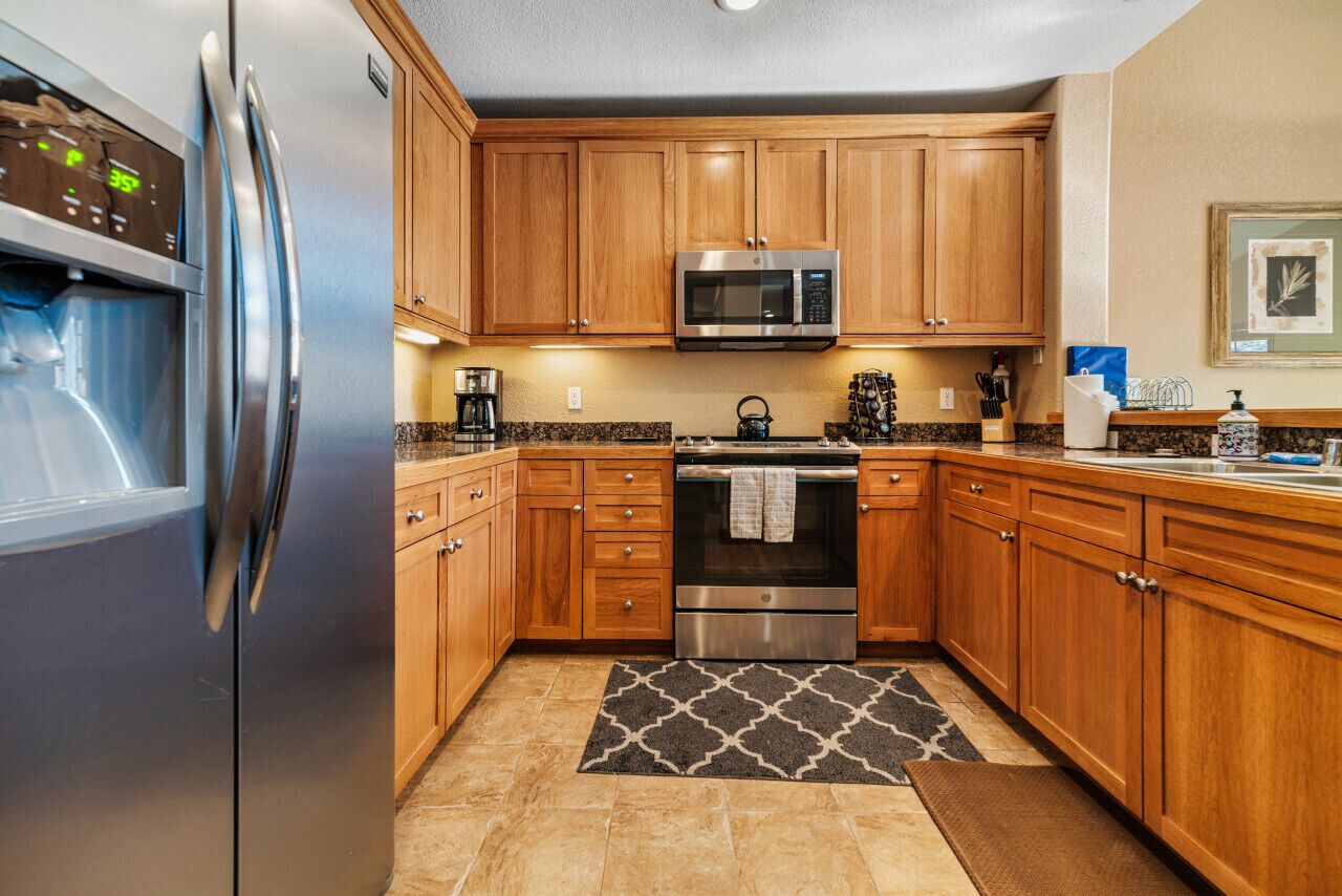 Refrigerador, microondas, horno, lavavajillas