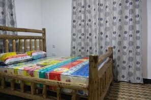 1 bedroom, WiFi, bed sheets, wheelchair access - LakeSide Beach
 (Kigoma)