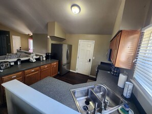 Microwave, oven, stovetop, dishwasher