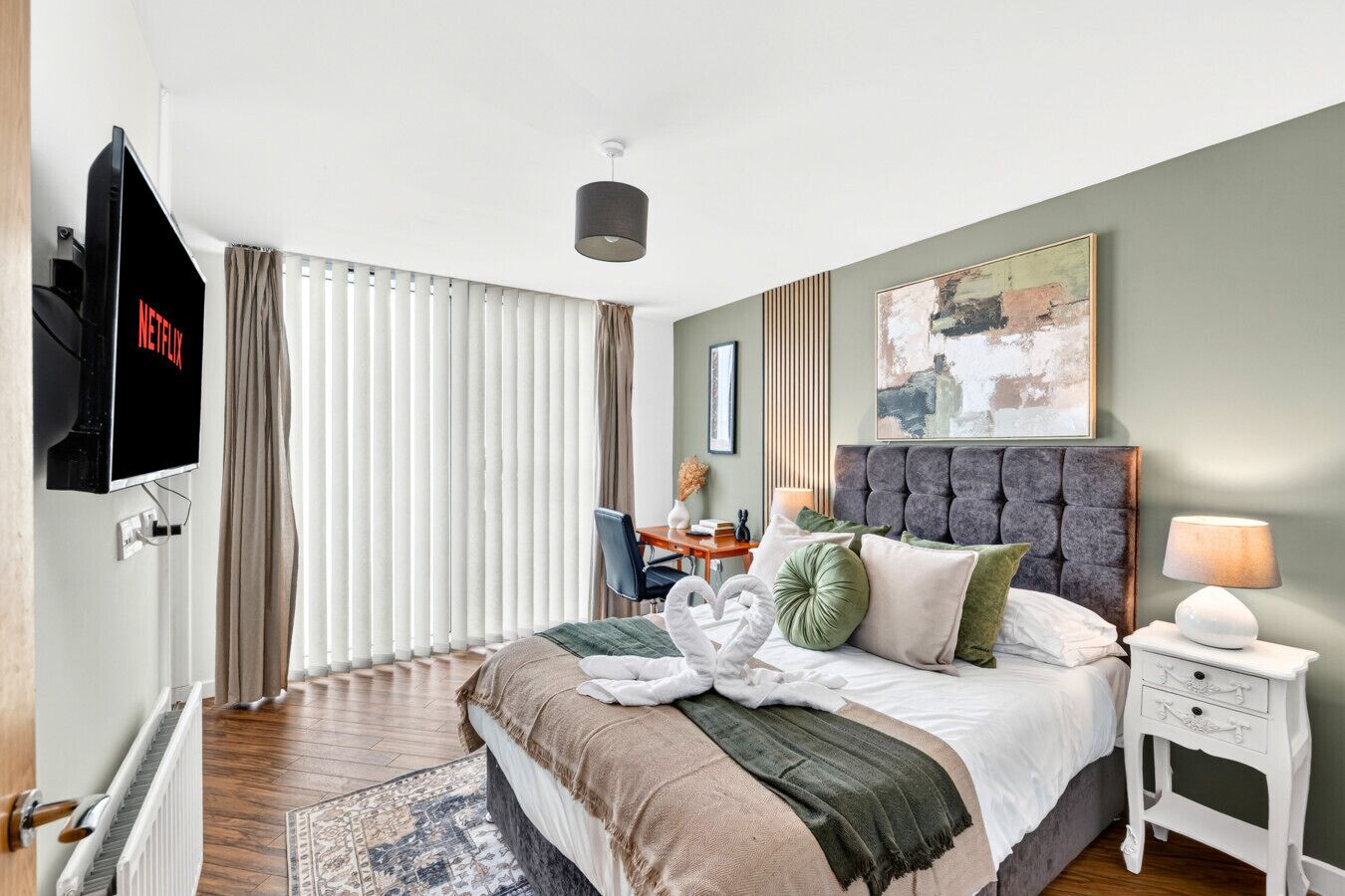 1 habitación, escritorio, tabla de planchar con plancha y wifi gratis 