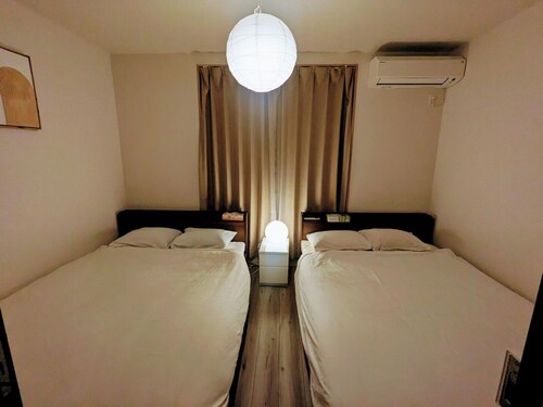 3 minutes walk from Kita-Akabane Station, 10 minutes to Ikebukuro and 12 minutes to Shinjuku by train.