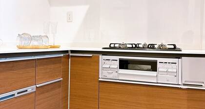 3 minutes walk from Kita-Akabane Station, 10 minutes to Ikebukuro and 12 minutes to Shinjuku by train.