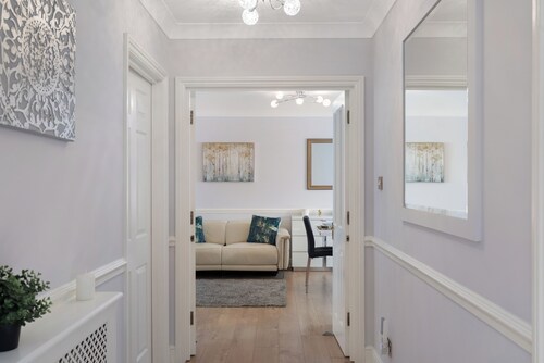 Long-Term Large Penthouse/Golf course/