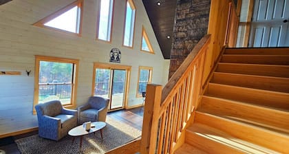Mischief Maker*Mountain Views*Direct ATV Access*Pet Friendly