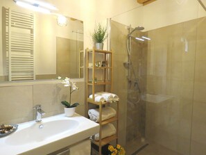 Bathroom - Antico Podere San Luca (Bologna)