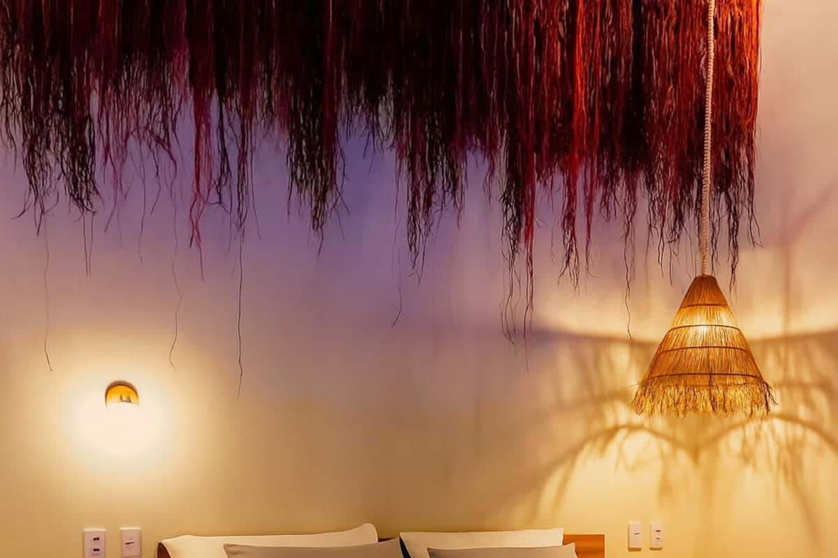 Minibar, Schreibtisch, laptopgeeigneter Arbeitsplatz, Zustellbetten