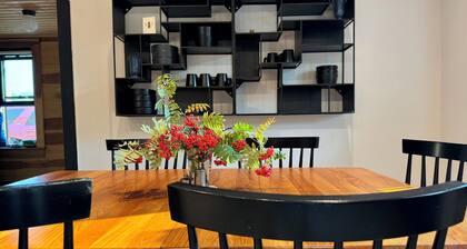 Cozy Miner's Charm near downtown Red Lodge!