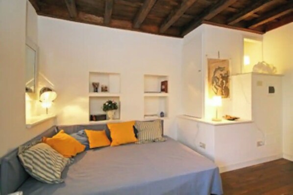 1 dormitorio, wifi, ropa de cama