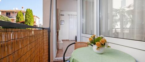 Apartemen (Standard One Bedroom Apartment) | Balkon