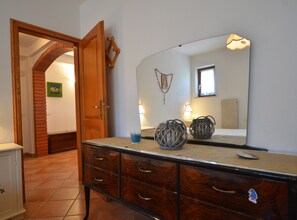 Appartement (Two Bedroom Apartment with Balcony an) | Salle à manger