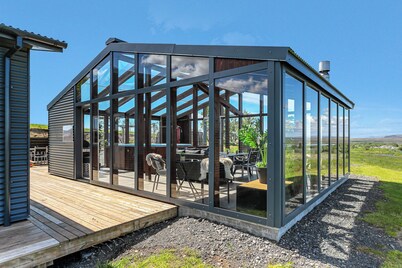 River House - with fantastic view to the White River in beautiful Flúðir