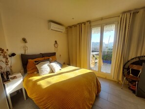 2 chambres, bureau, fer et planche à repasser, Wi-Fi gratuit