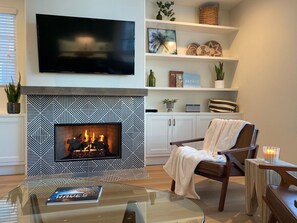 Interior - 20% Savings - Silver Strand Beach House (Oxnard)