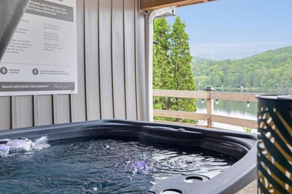 Baignoire à remous intérieure