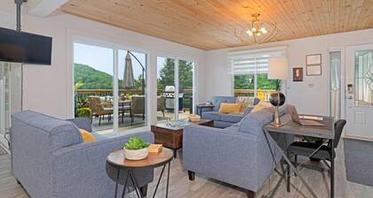 Twin Lake Retreat - Hot Tub & Private Beach