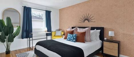 2 slaapkamers, een strijkplank/strijkijzer, reisbedje, gratis wifi