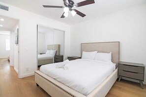 3 slaapkamers, reisbedje, wifi, beddengoed