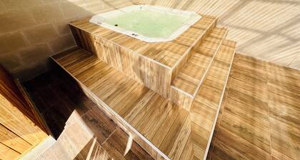 Casa con Terraza Parrilla Jacuzzi Sauna Wifi TV85" AC en Palermo Buenos Aires