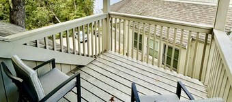 Villa 8             .