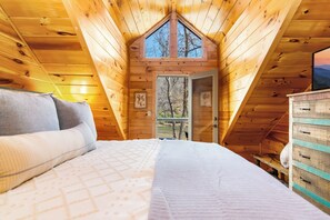 3 عدّة غرف نوم ومكتب ومكواة/لوح كي وسرير سفر