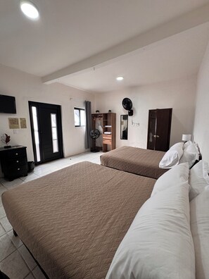 Desk, laptop workspace, iron/ironing board, free WiFi