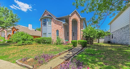 3-bedroom Frisco Castle Retreat with Parking Garage, & Fenced Yard