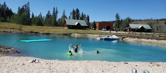 New for VRBO! End of the road privacy that borders National Forest.