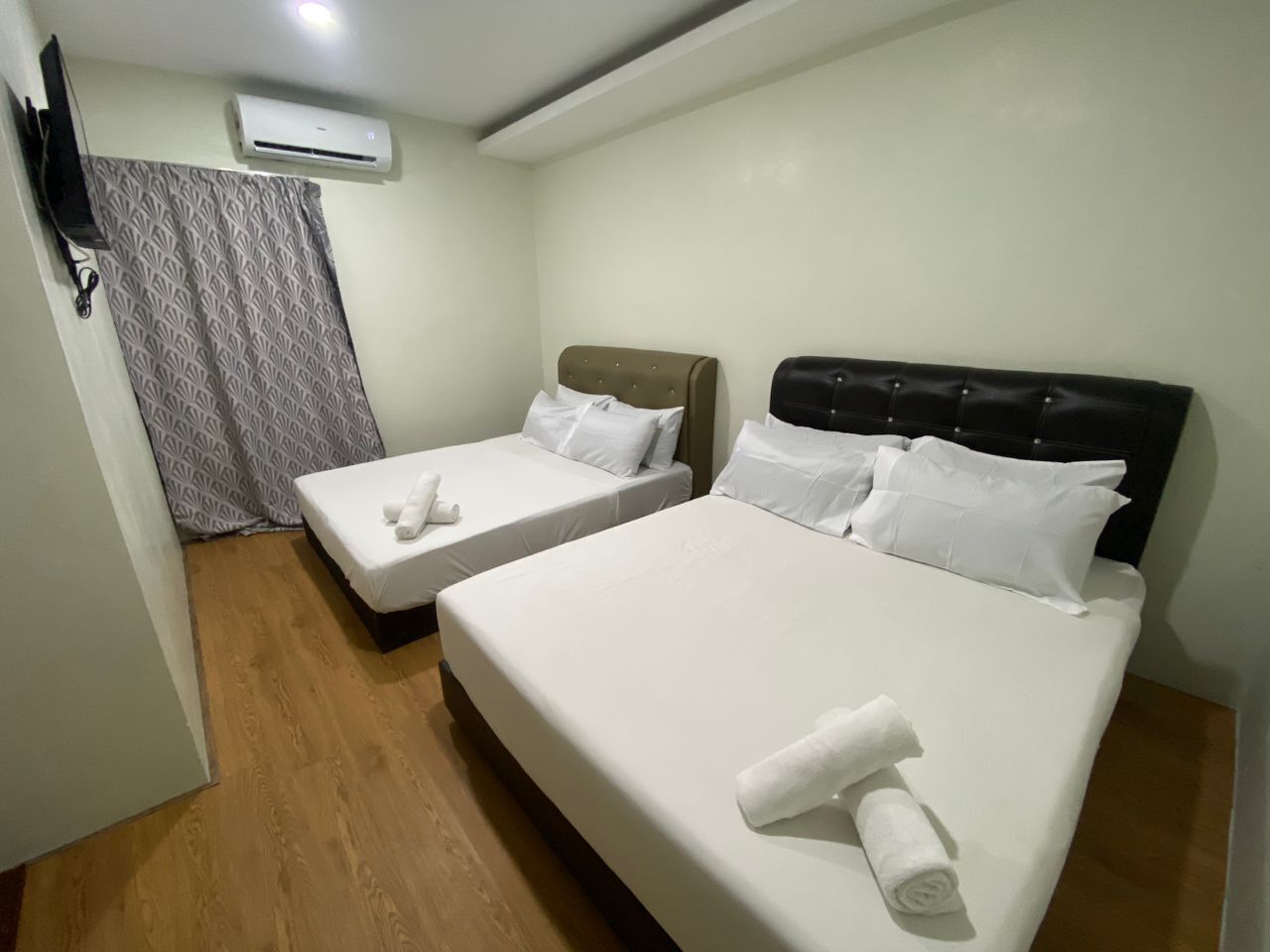 Double Room | Iron/ironing board, free WiFi