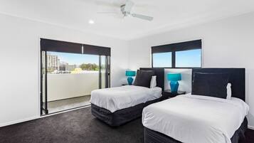 3 bedrooms, iron/ironing board, free WiFi