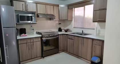 Casa en zona residencial, cerca de TSM