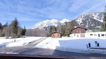 Chambre Quadruple | Vue depuis le balcon
