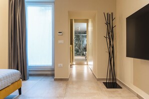 1 Schlafzimmer, Schreibtisch, Bügeleisen/Bügelbrett, Reisekinderbett