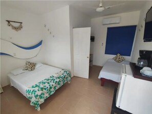 Basic Room, 2 Double Beds, Air conditioning, Courtyard View (Patio View) | Free WiFi