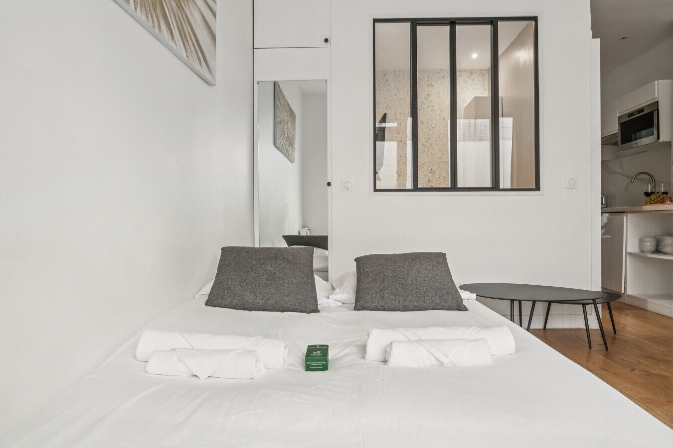 2 bedrooms, desk, iron/ironing board, travel cot