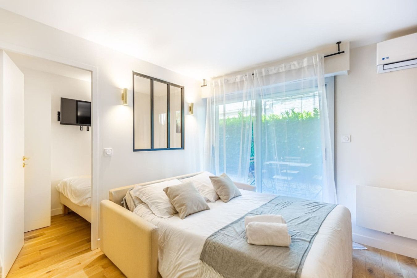 1 bedroom, iron/ironing board, travel crib, WiFi