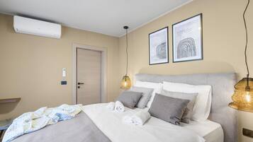 Villa | 2 bedrooms, individually furnished