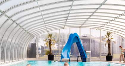 6 Person Holiday Park Home in Holbaek
