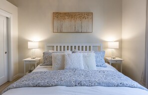 1 habitación, tabla de planchar con plancha, wifi gratis y ropa de cama 