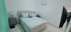 3 bedrooms, iron/ironing board, WiFi, bed sheets - 3-bedroom house in amazing Punta Cana with AC, WiFi (Punta Cana)