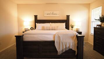 3 bedrooms, WiFi, bed sheets
