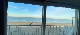 A&S Sea View 1, cozy 2 bedroom apartment located close to Bruges