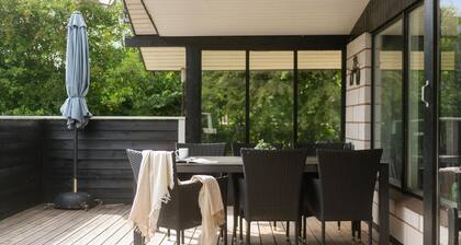 Lovely home in Hemmet with sauna