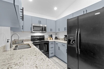 Pet-Friendly Family Home w/ Yard