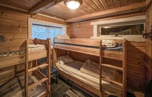 4 bedrooms