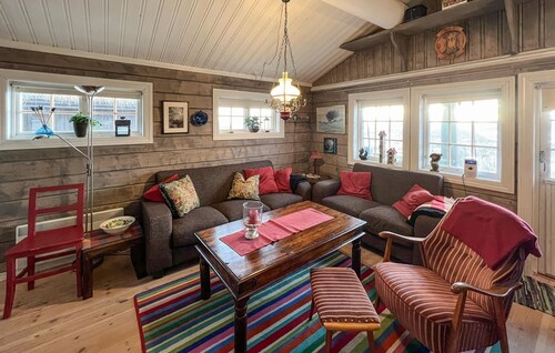 Lovely home in Beitostølen