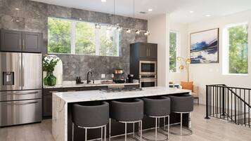 Refrigerador, microondas, horno, placa de cocina